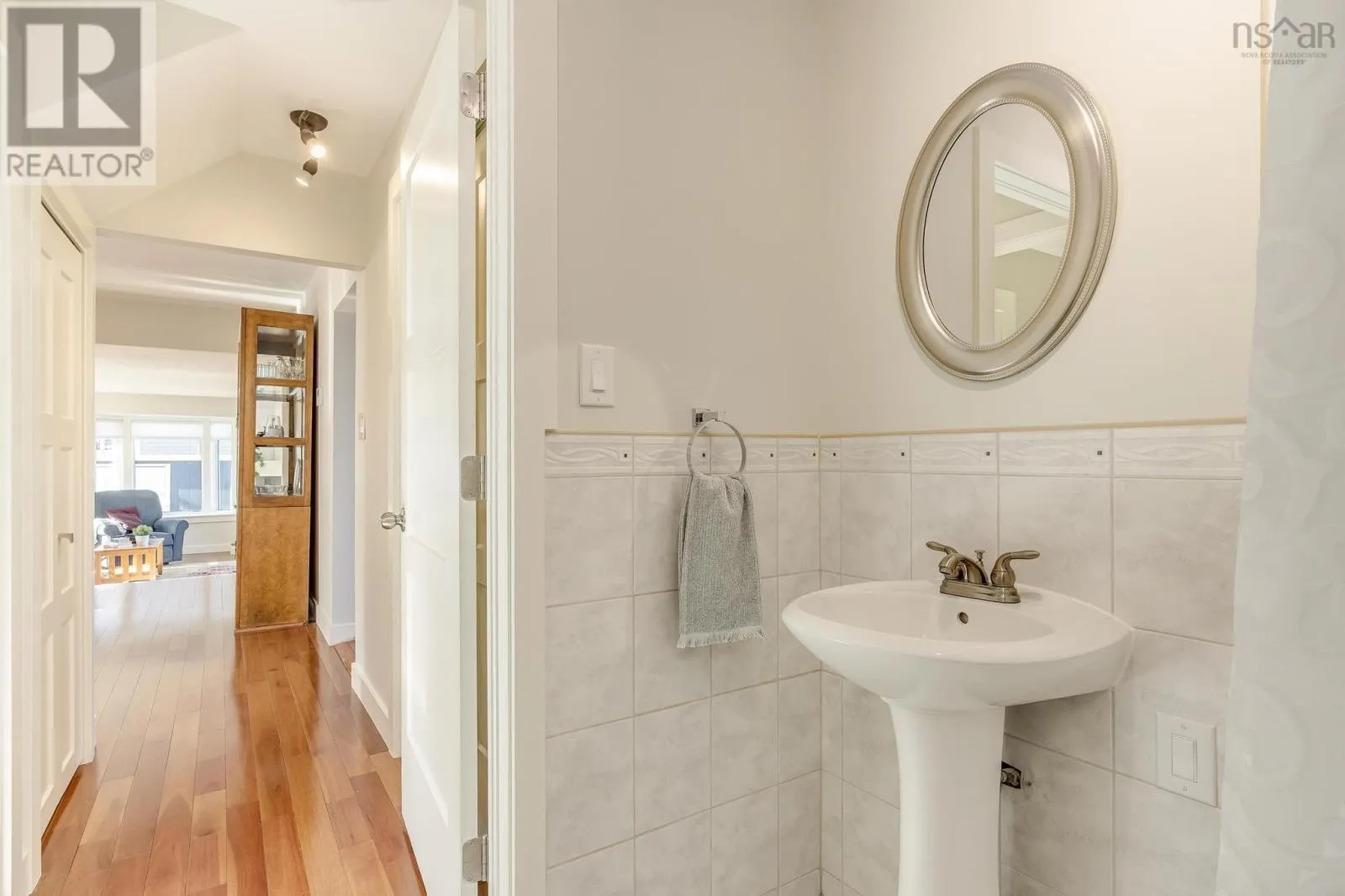 395 Waverley Road