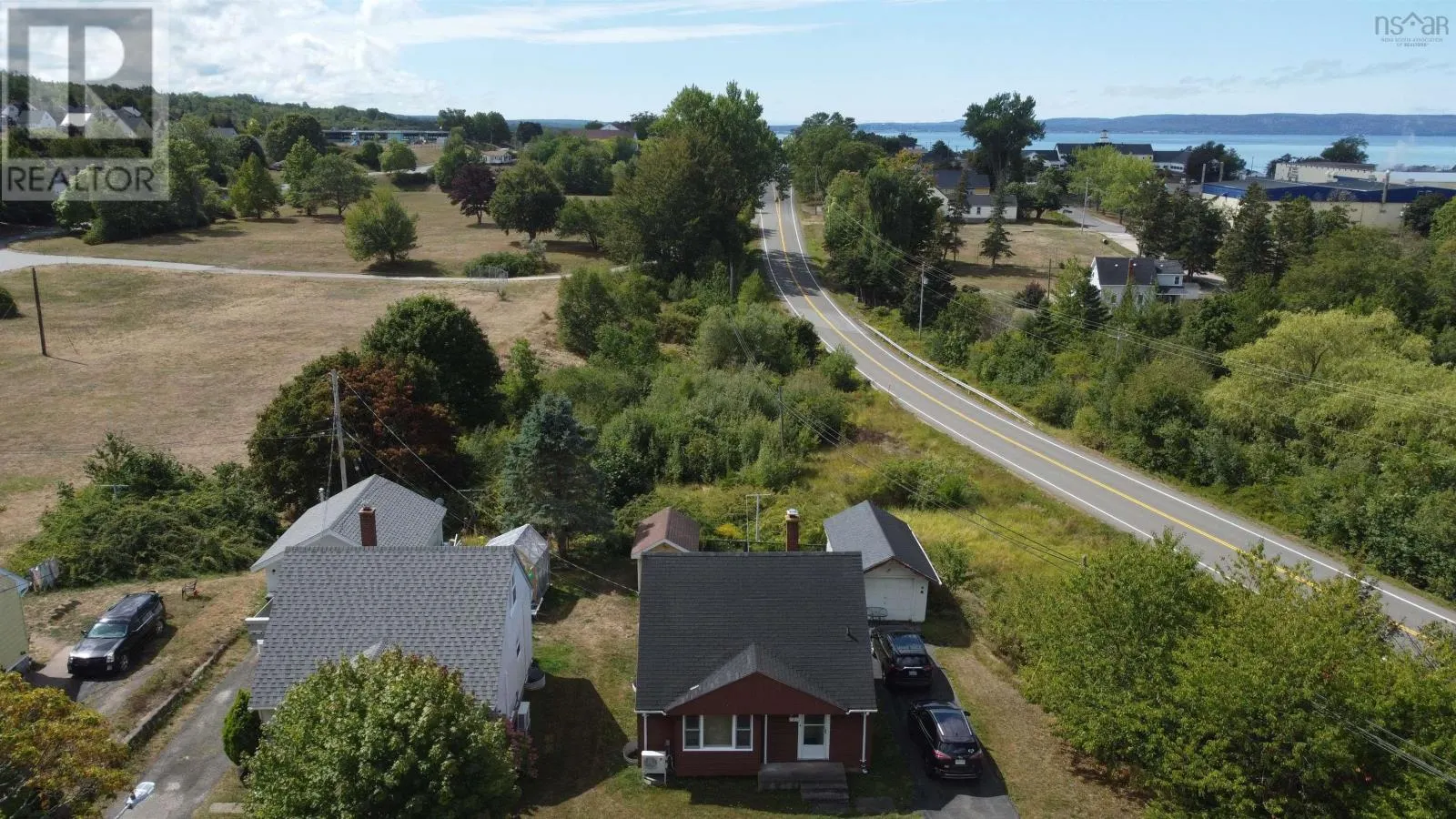1 Hillside Drive