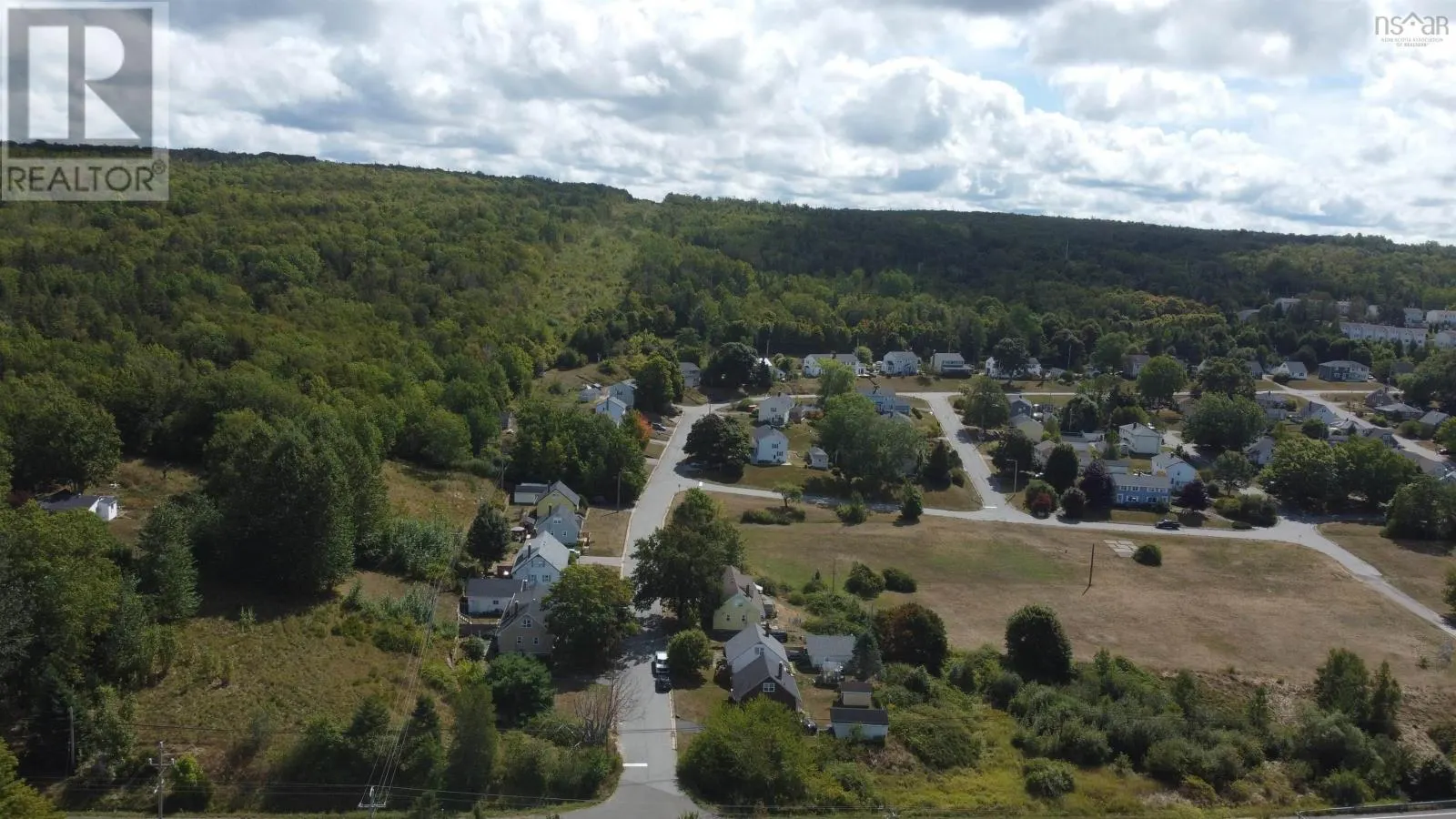 1 Hillside Drive
