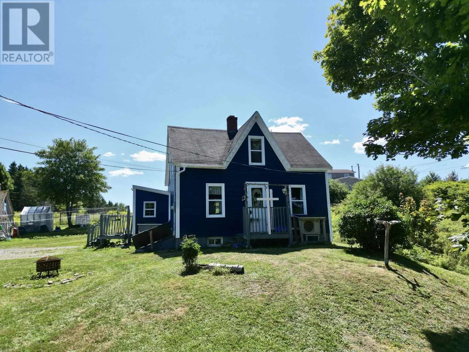 10 Pettipas Rd.