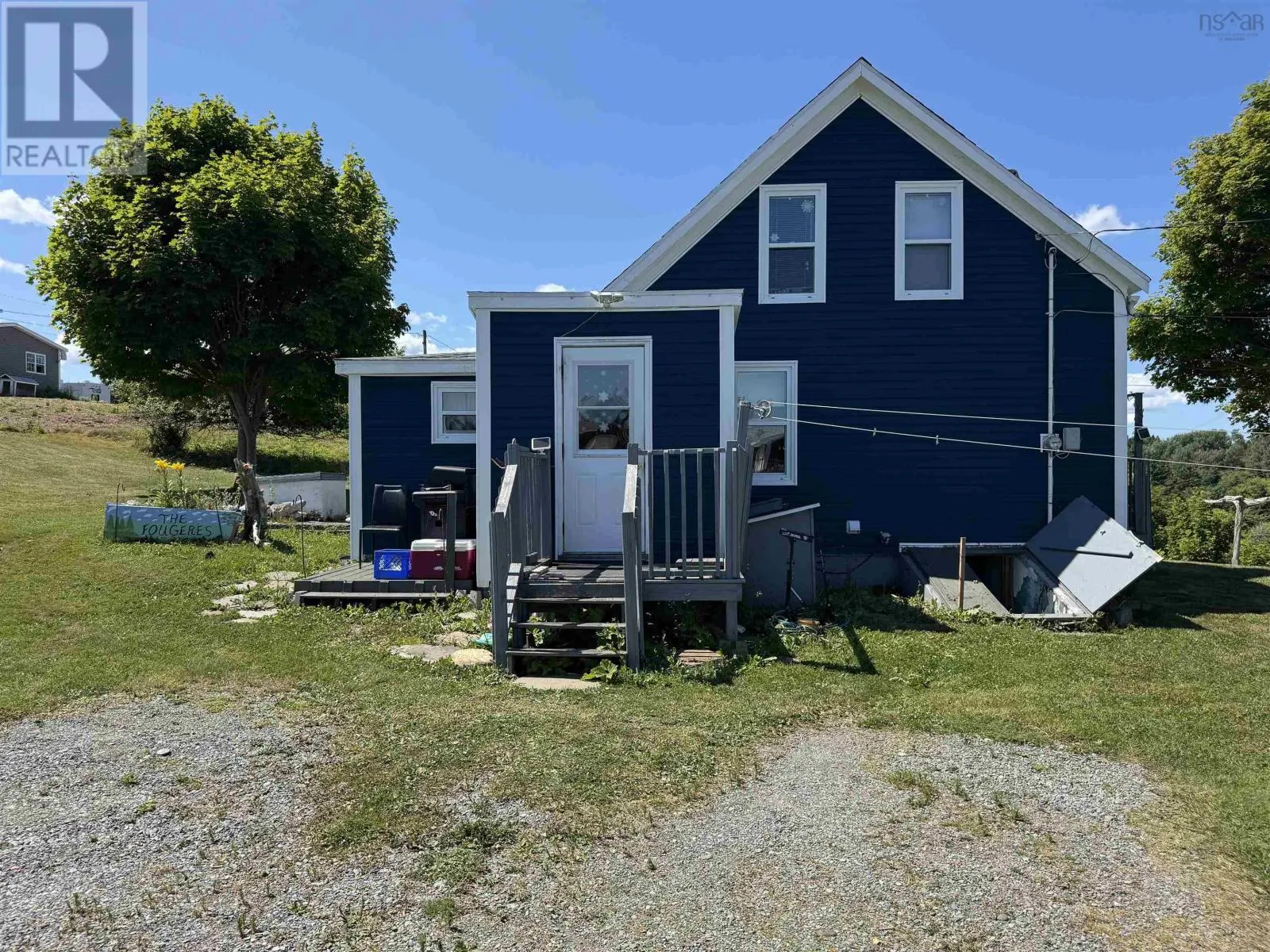 10 Pettipas Rd.