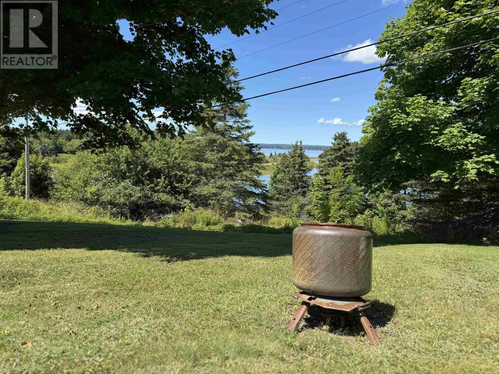 10 Pettipas Rd.