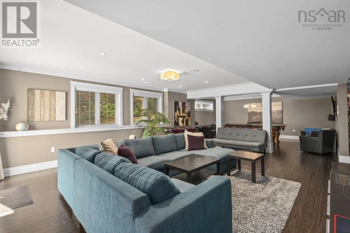 35 Shaughnessy Place