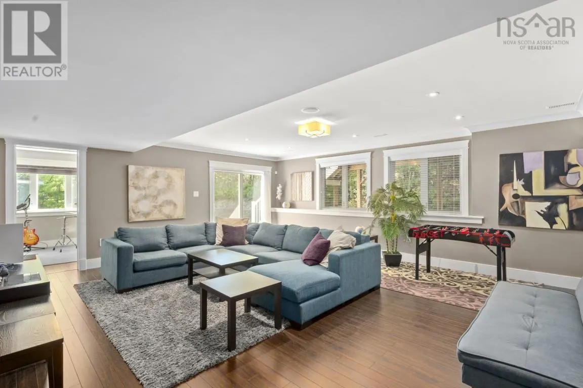 35 Shaughnessy Place