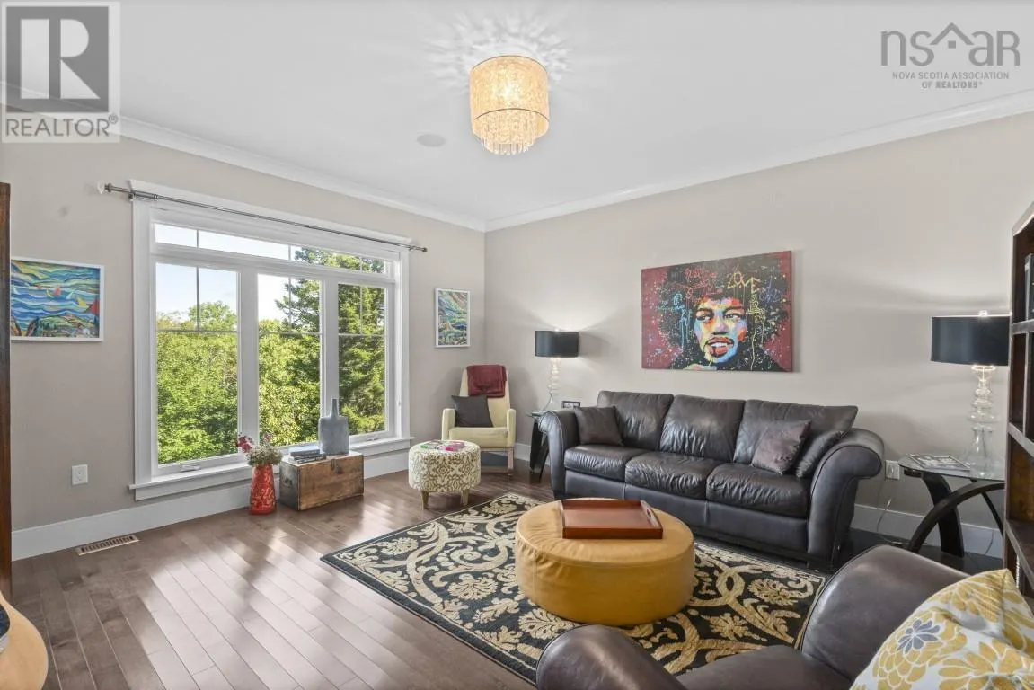 35 Shaughnessy Place