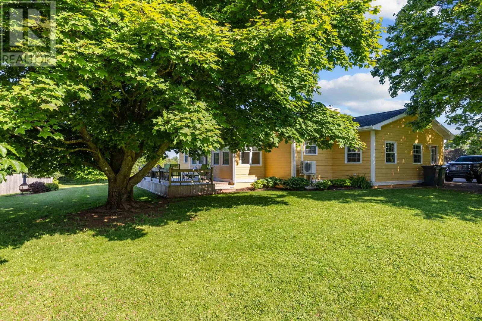 1385 Linkletter Road