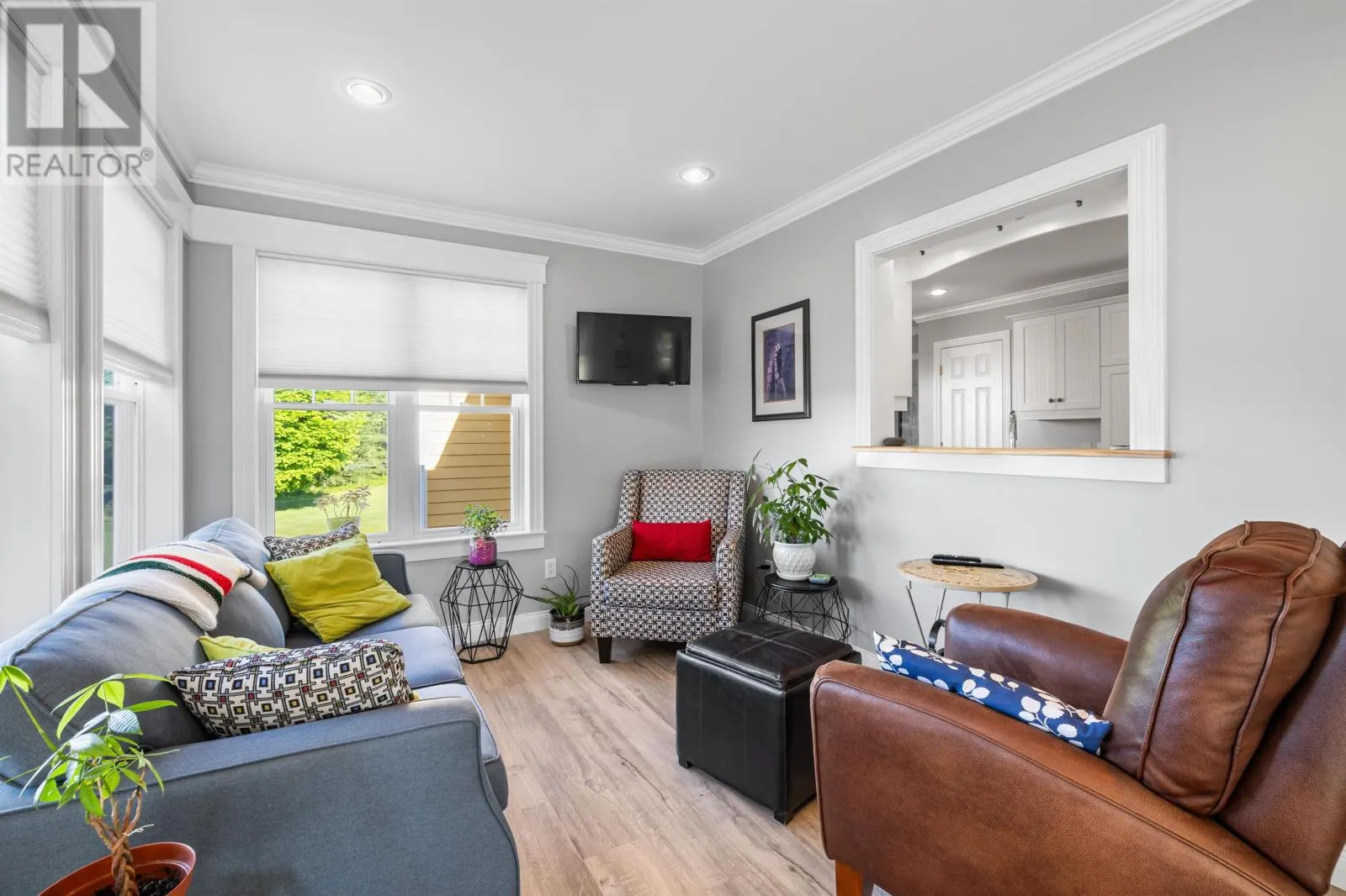 1385 Linkletter Road