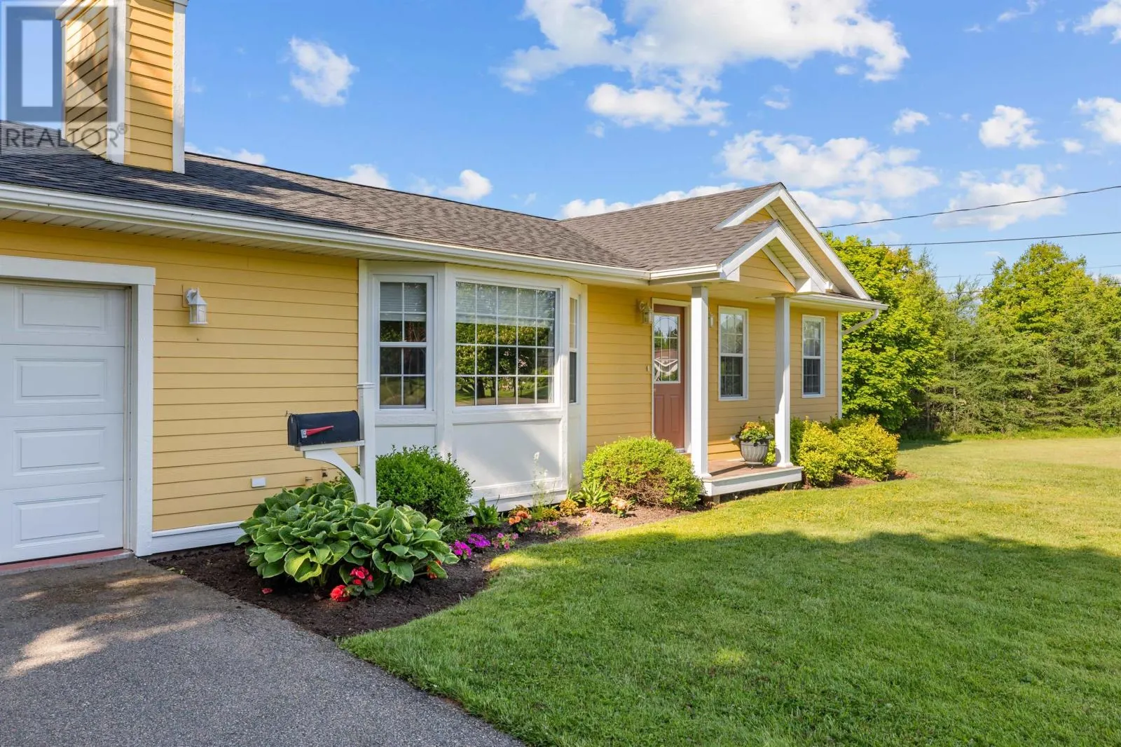 1385 Linkletter Road