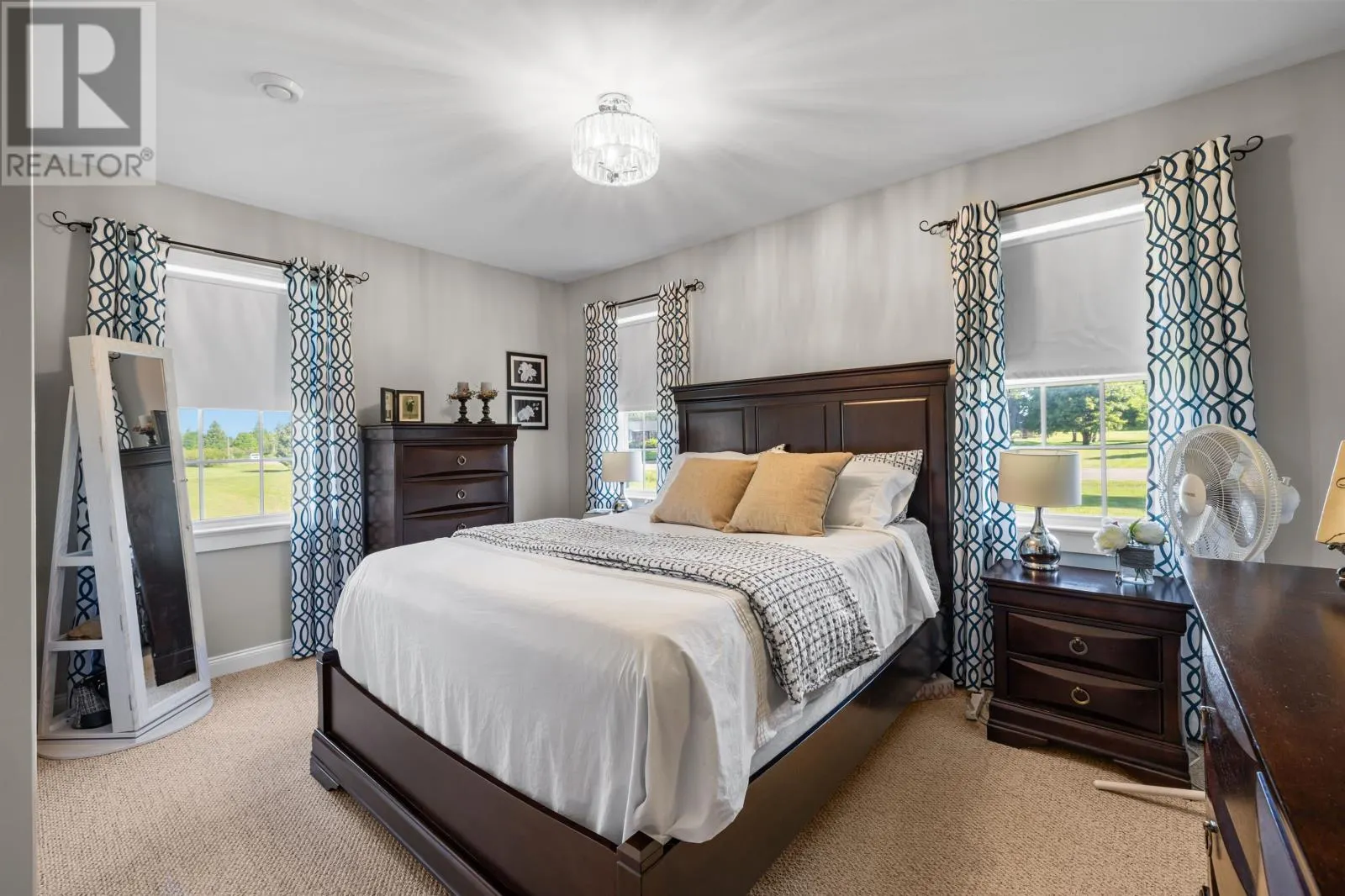 1385 Linkletter Road