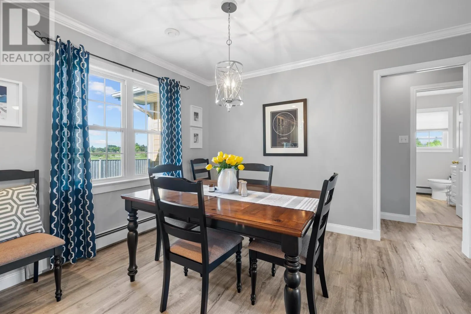1385 Linkletter Road