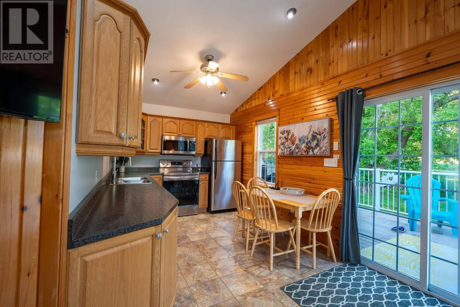 4 STIRLINGS Lane
