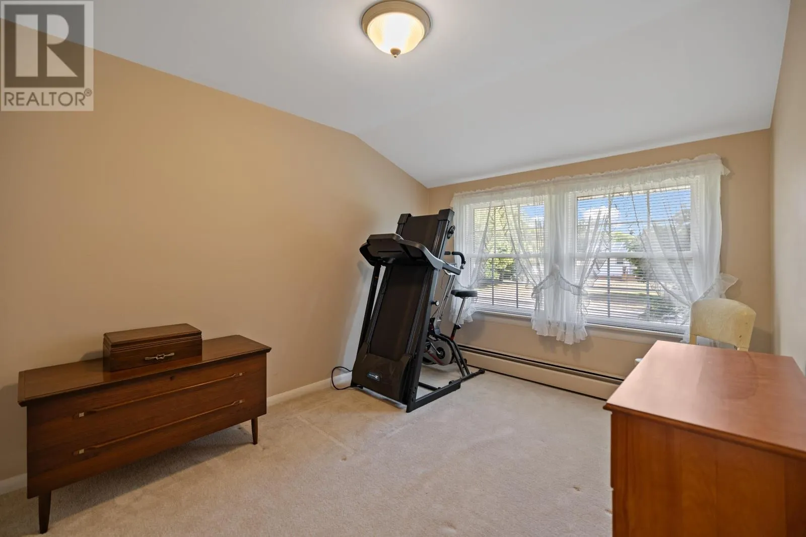 53 Maple Avenue