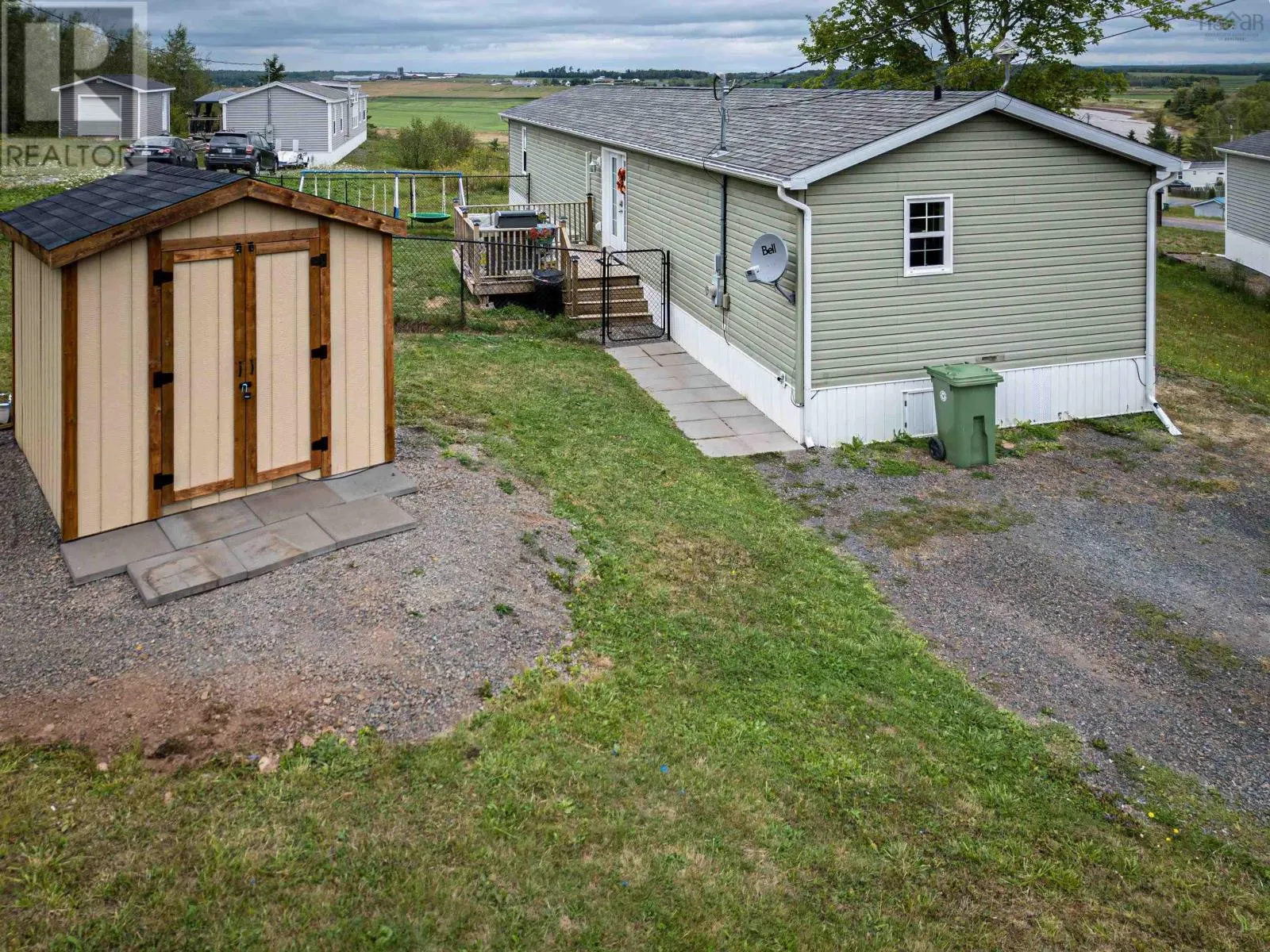 33 High Tide Road