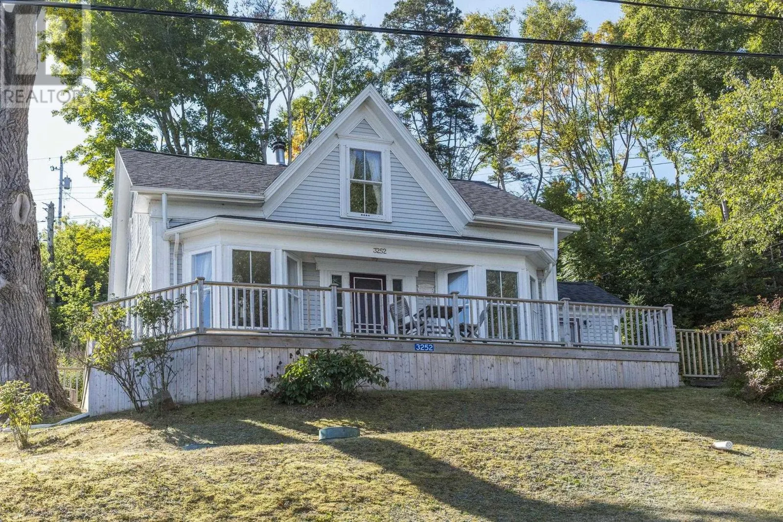 3252 Long Point Road