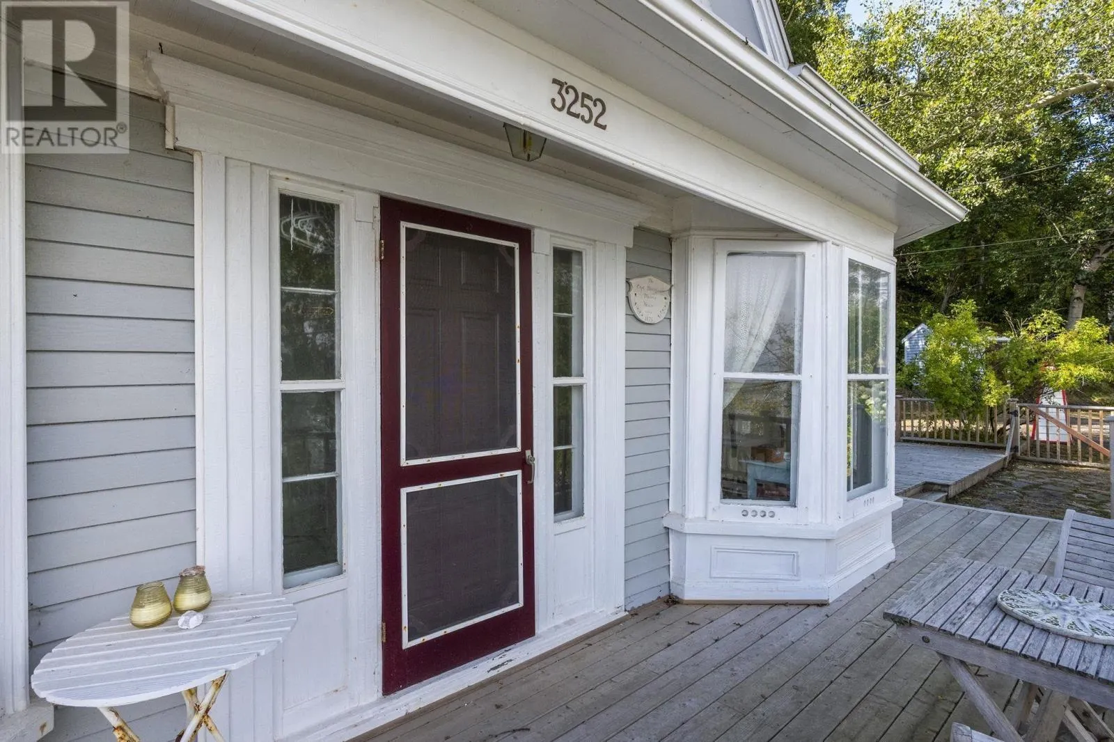 3252 Long Point Road
