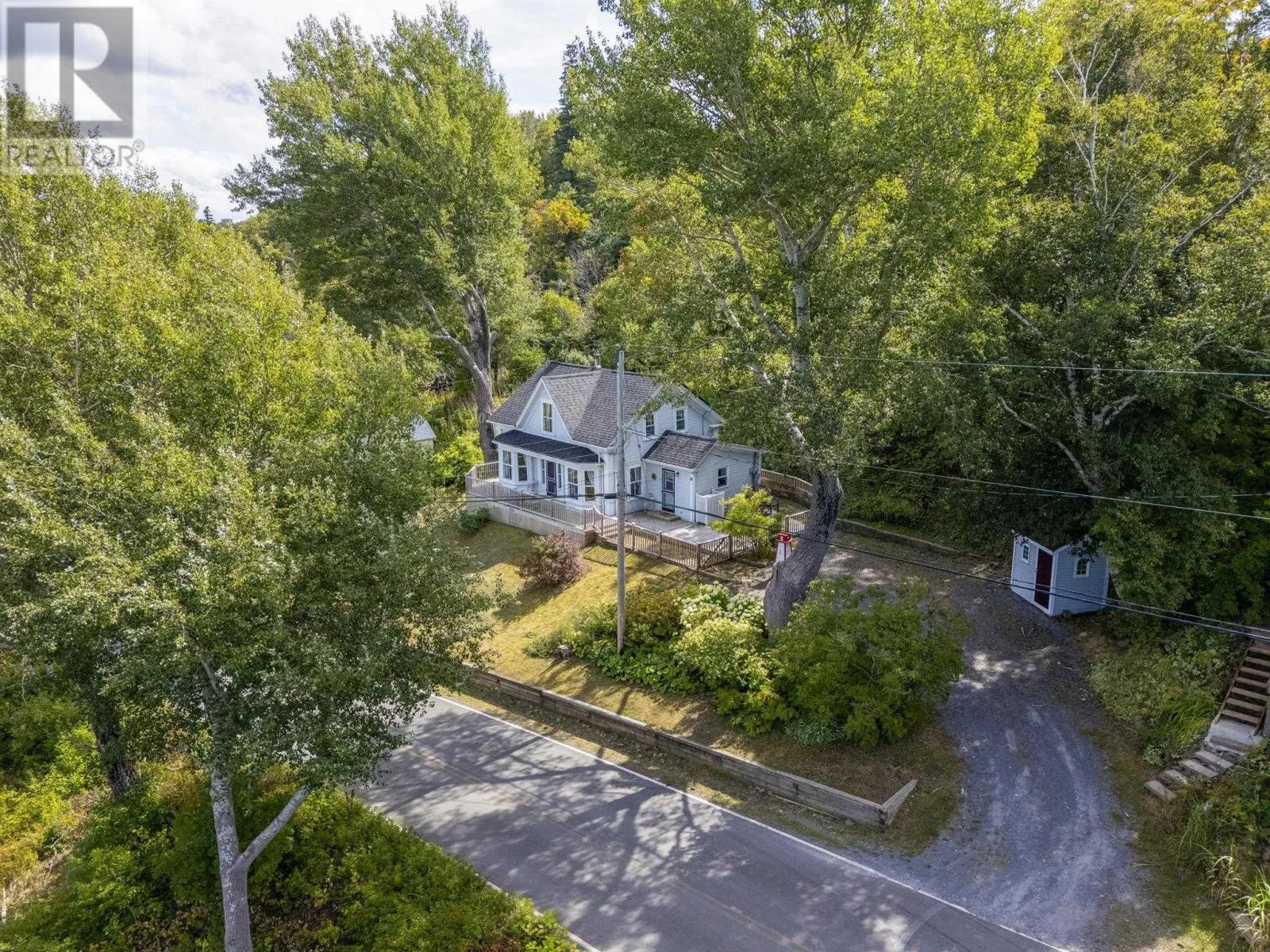 3252 Long Point Road
