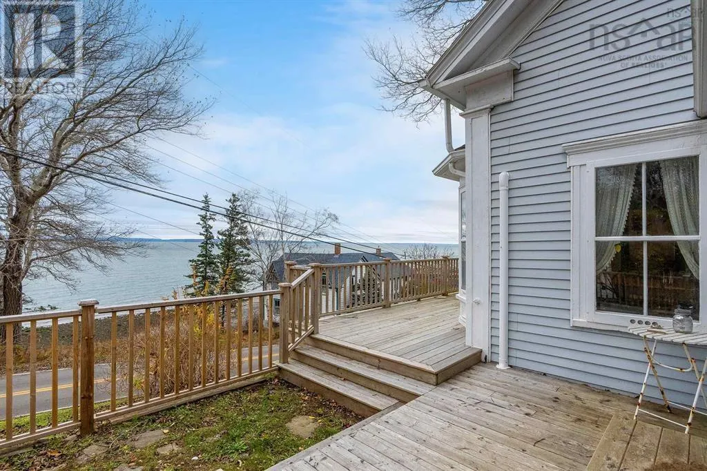 3252 Long Point Road