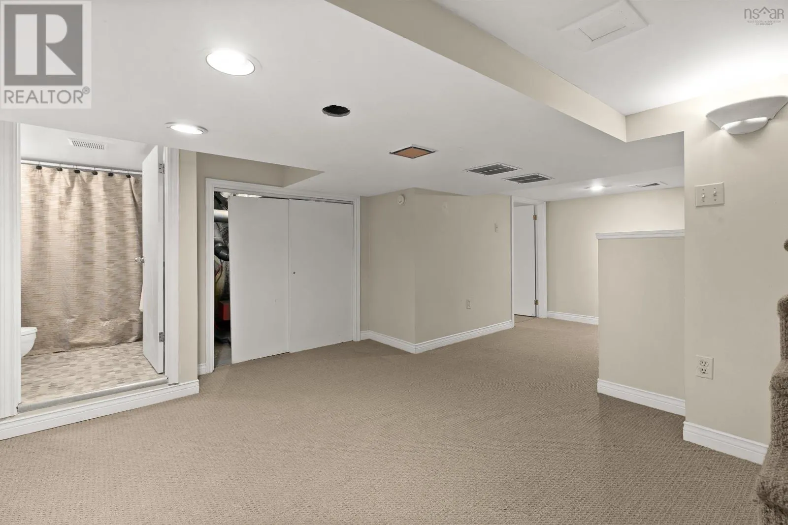 5680 Drummond Court