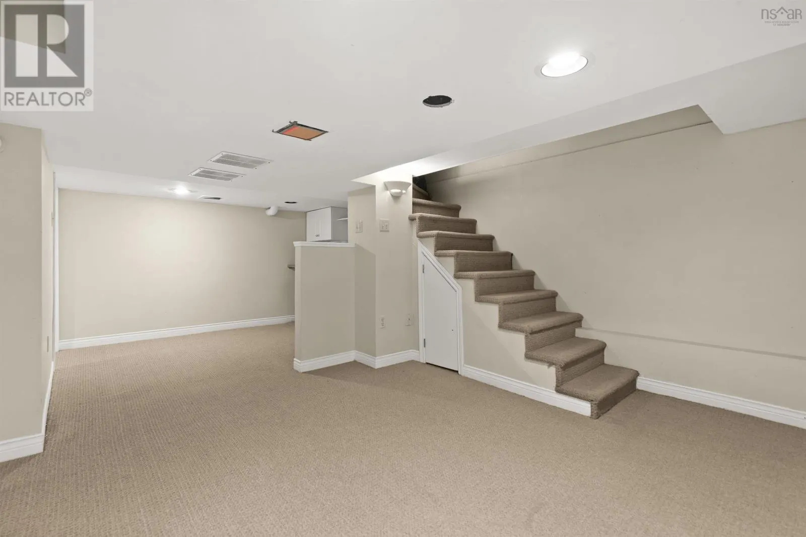 5680 Drummond Court
