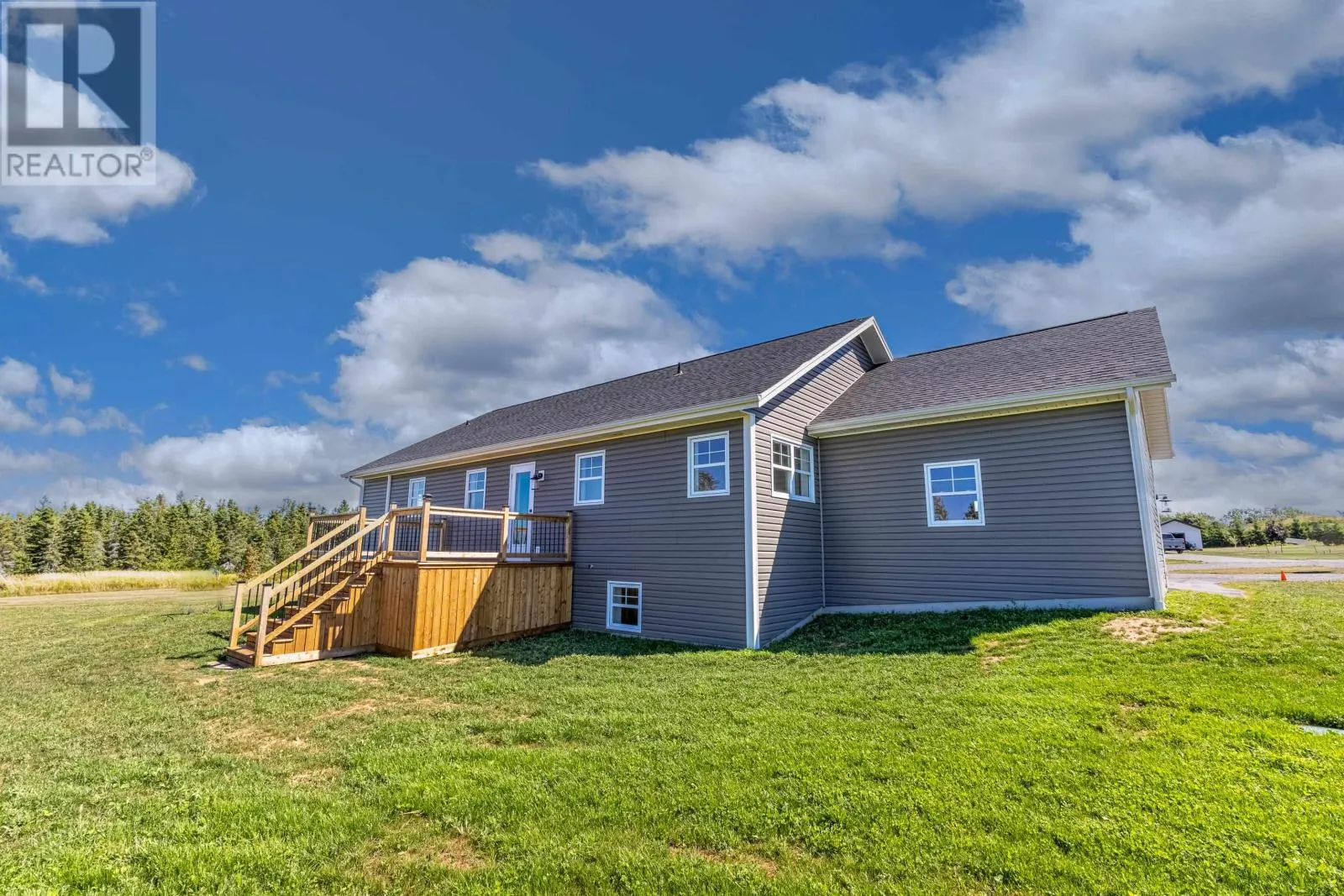27 CONNOR Drive