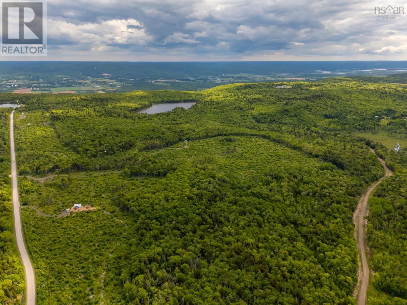 1269 Hampton Mountain Road