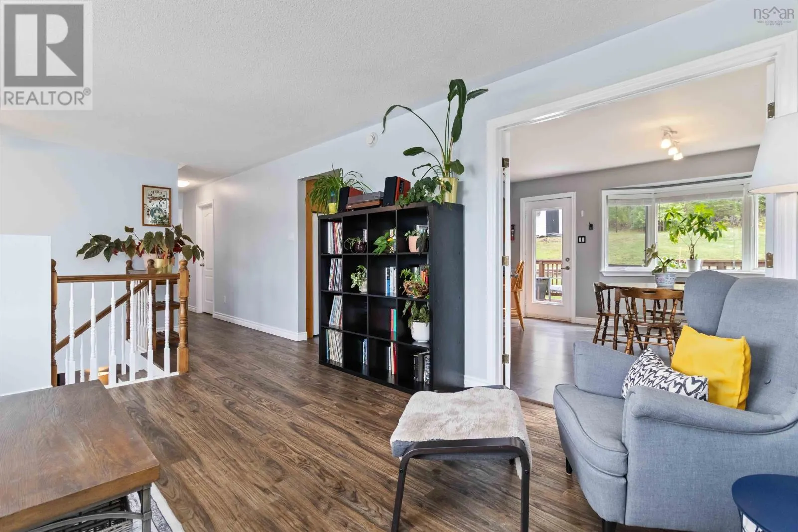 6 Braemont Court