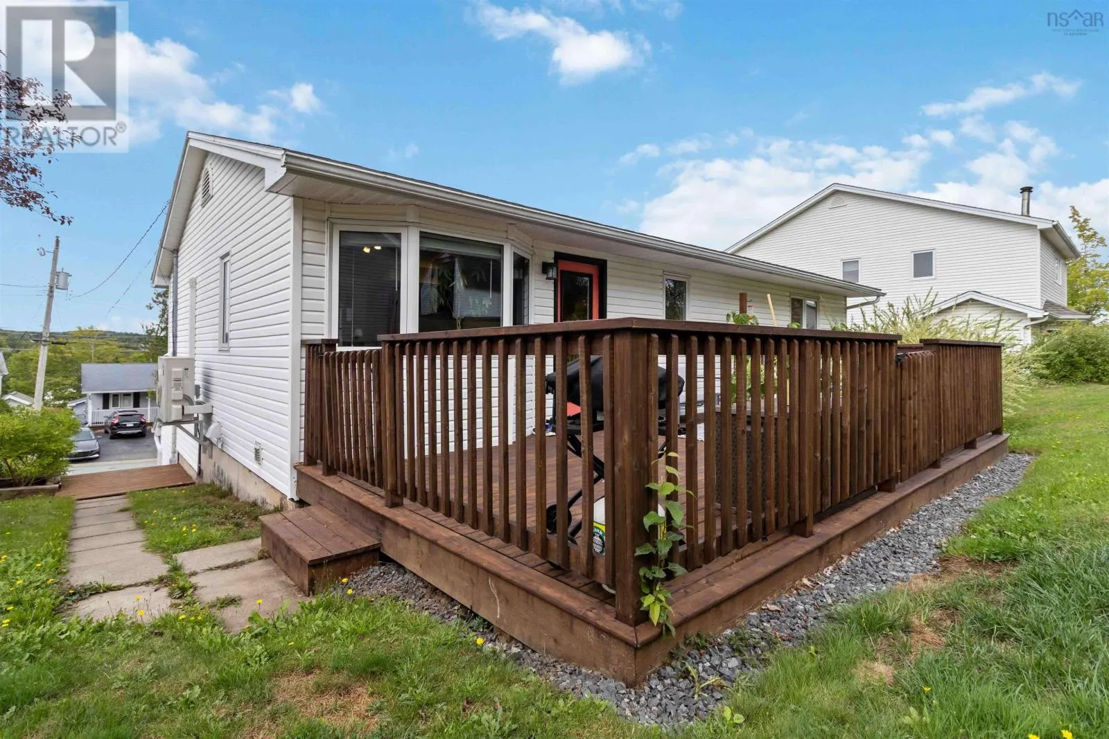 6 Braemont Court