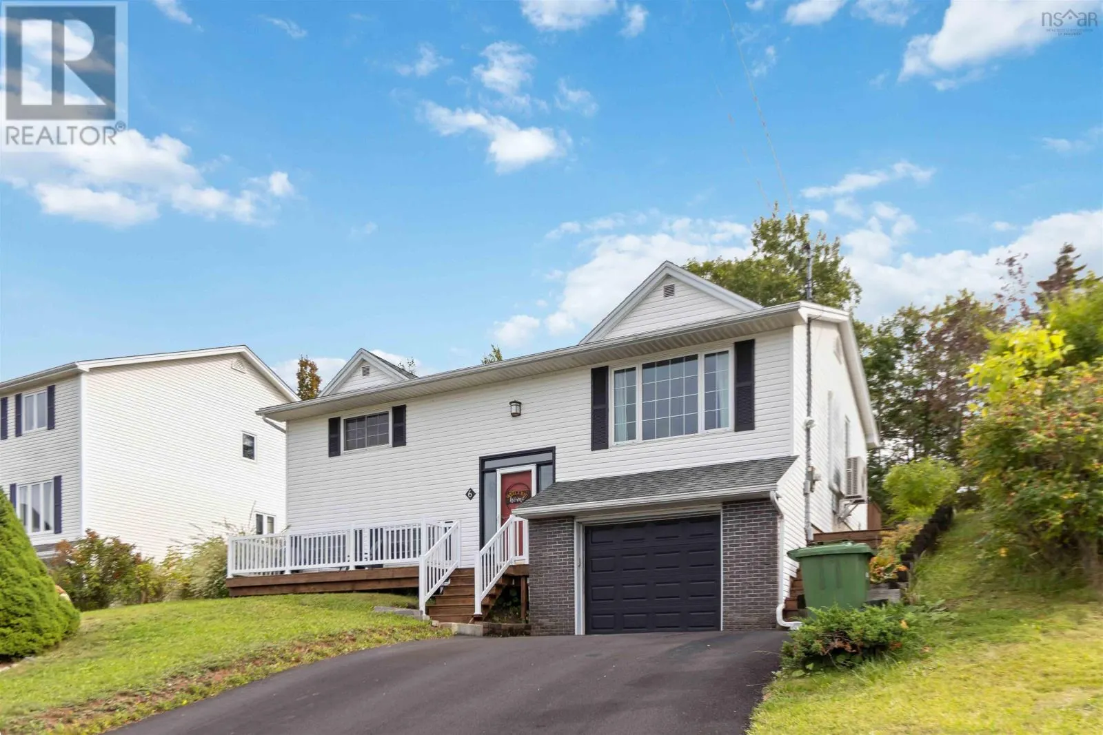 6 Braemont Court