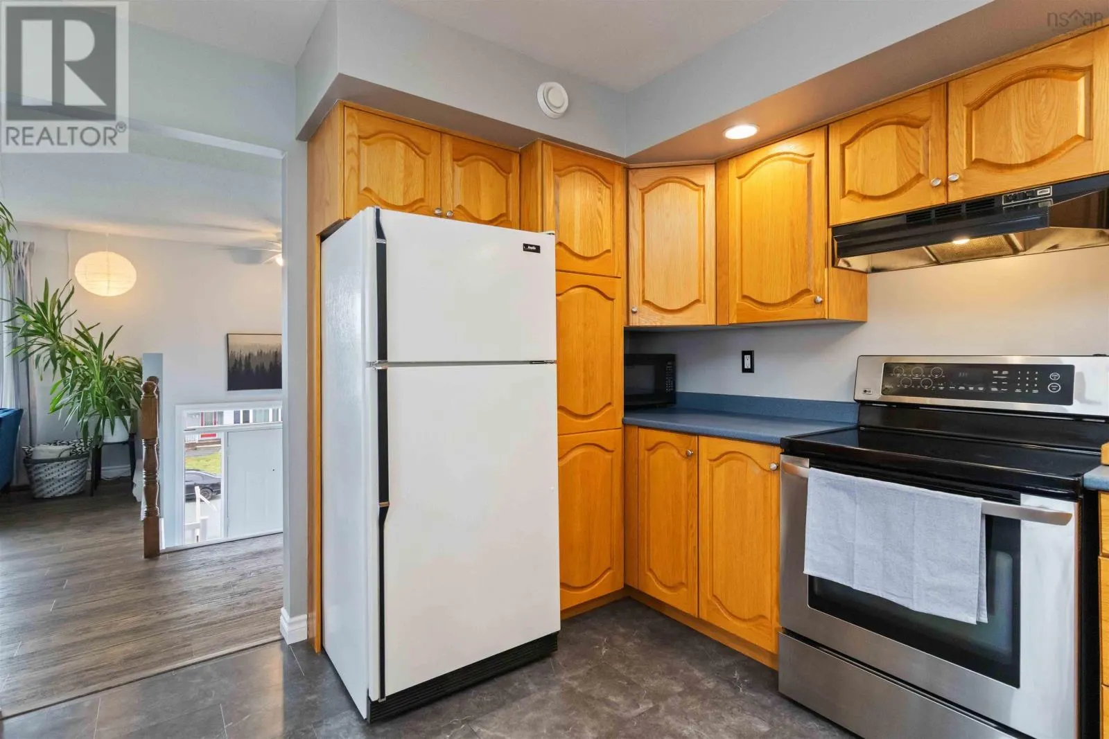 6 Braemont Court