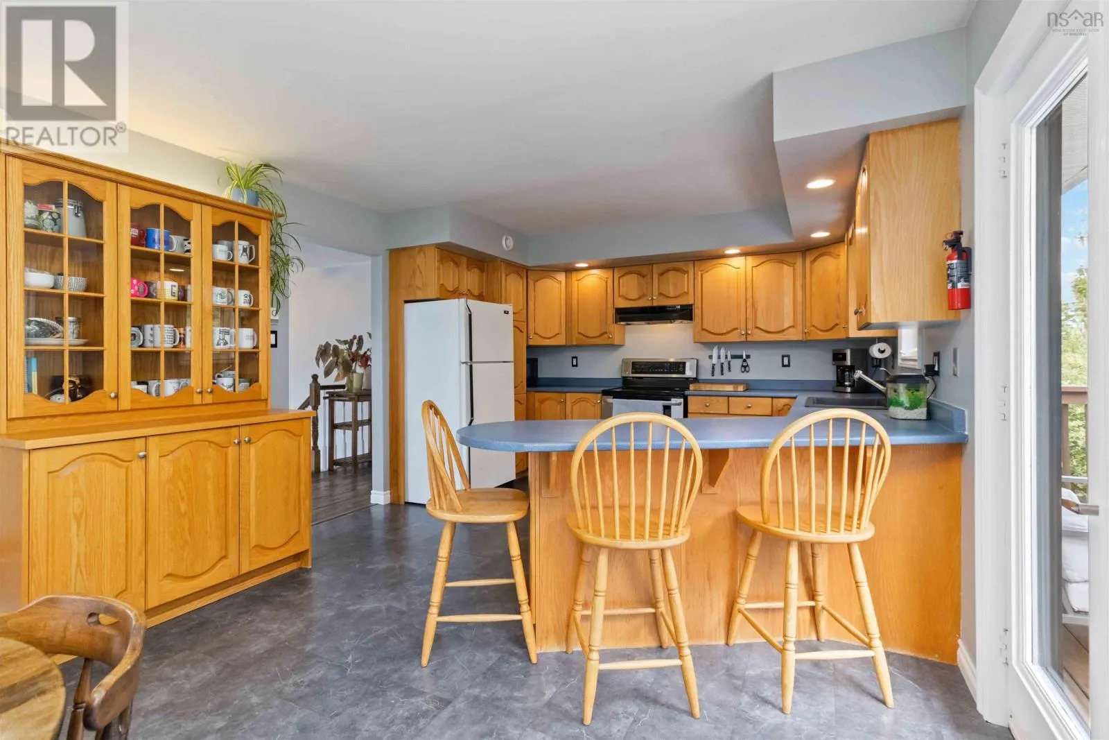 6 Braemont Court