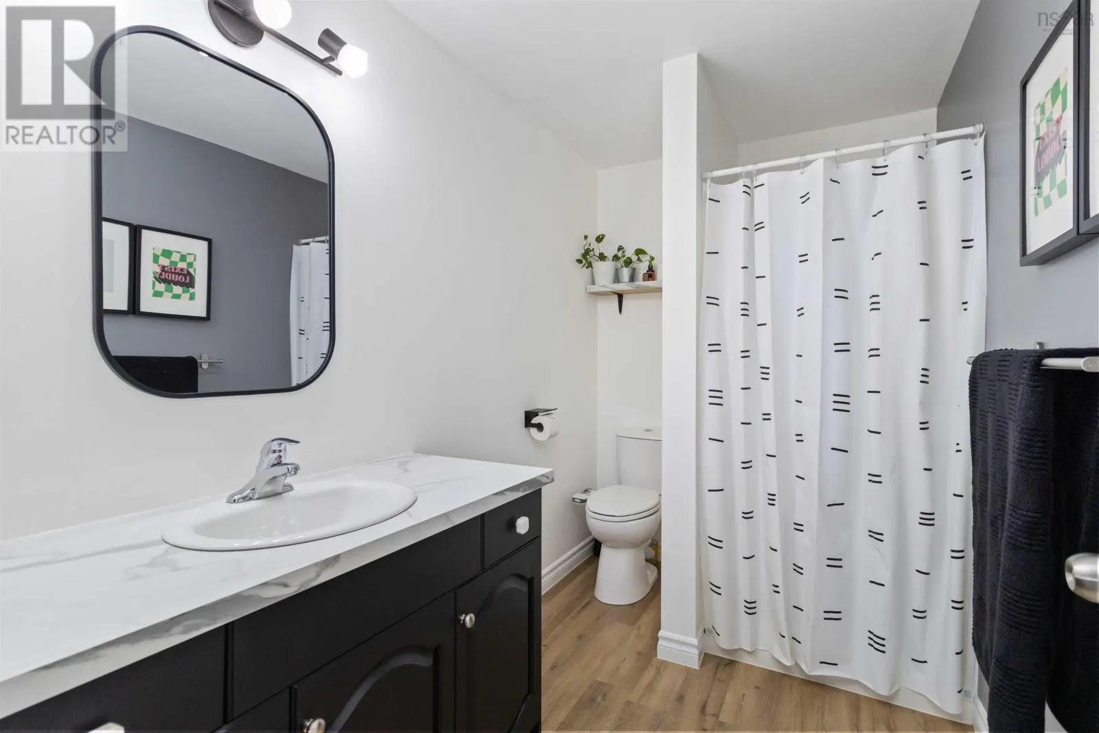 6 Braemont Court
