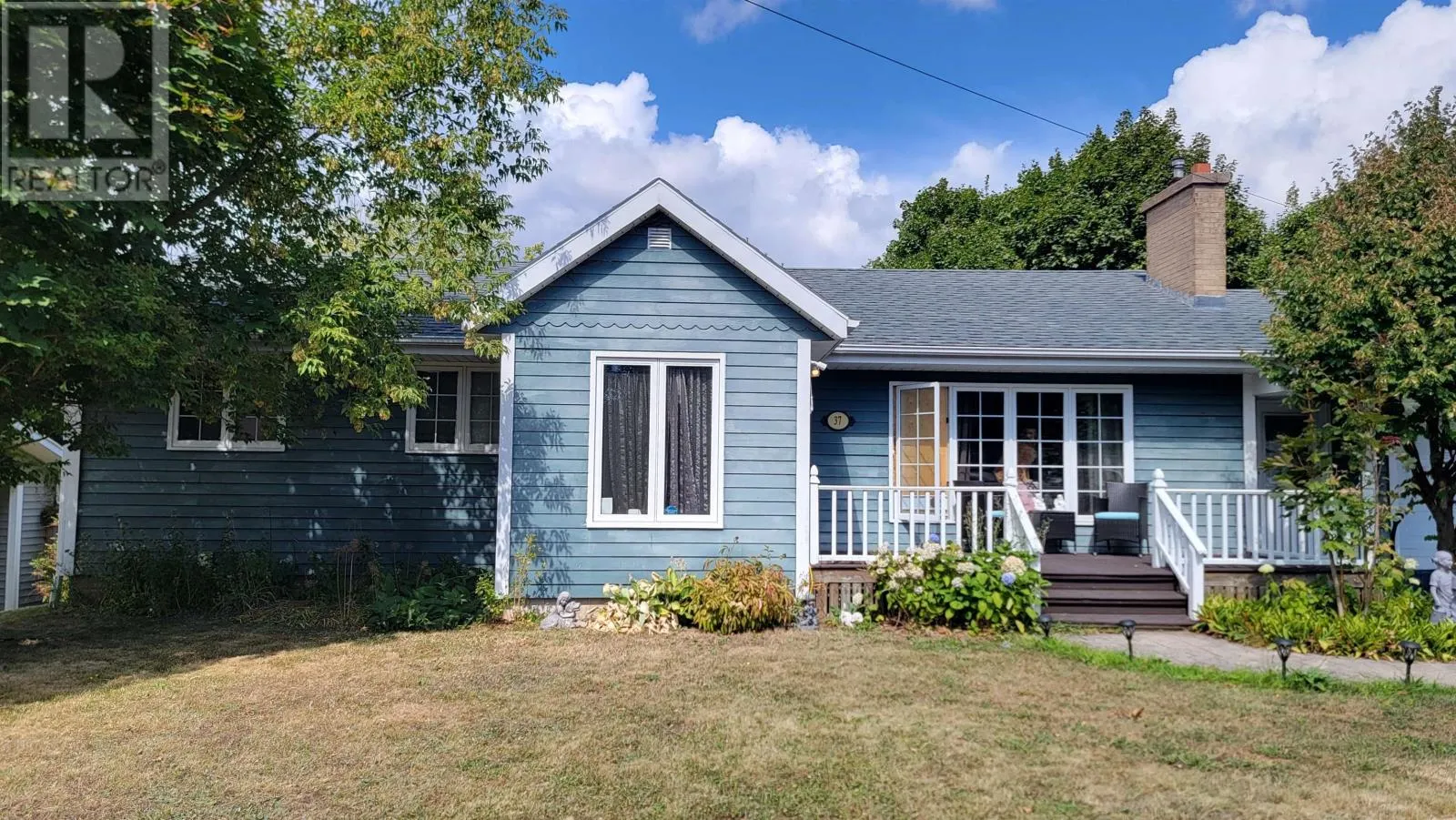 37 Colonel Gray Drive