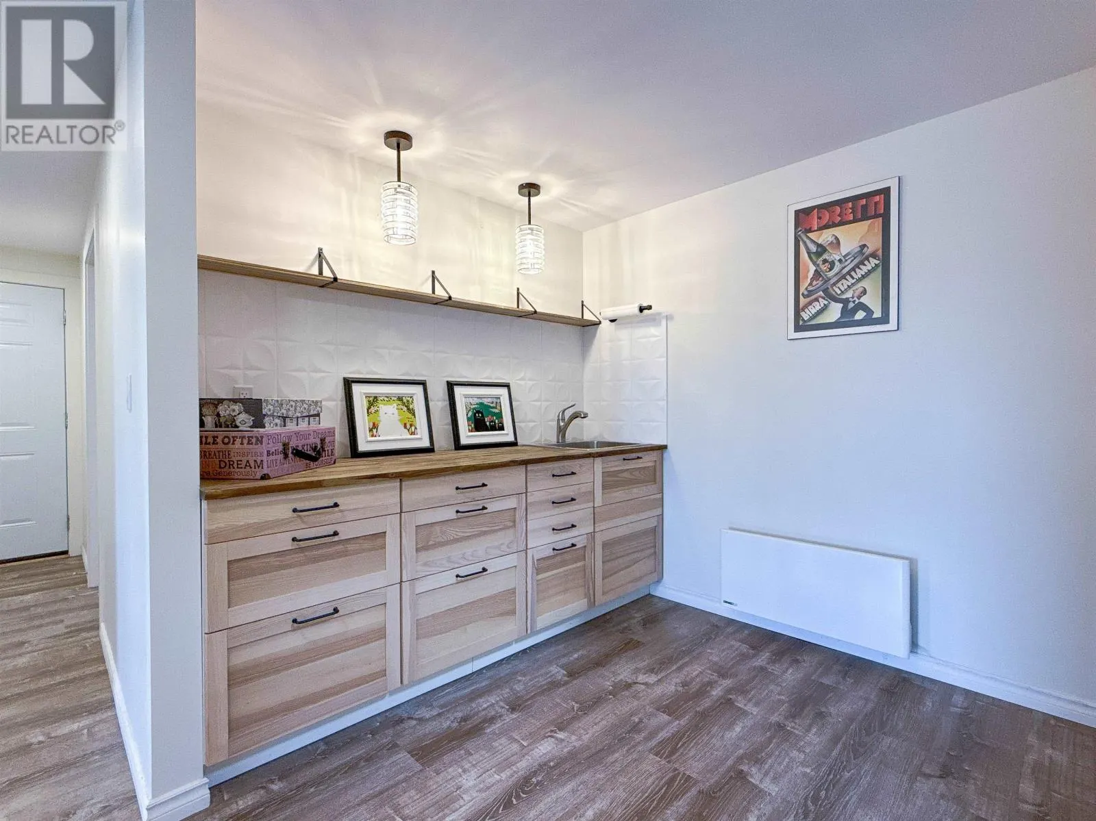 11 Delory Court