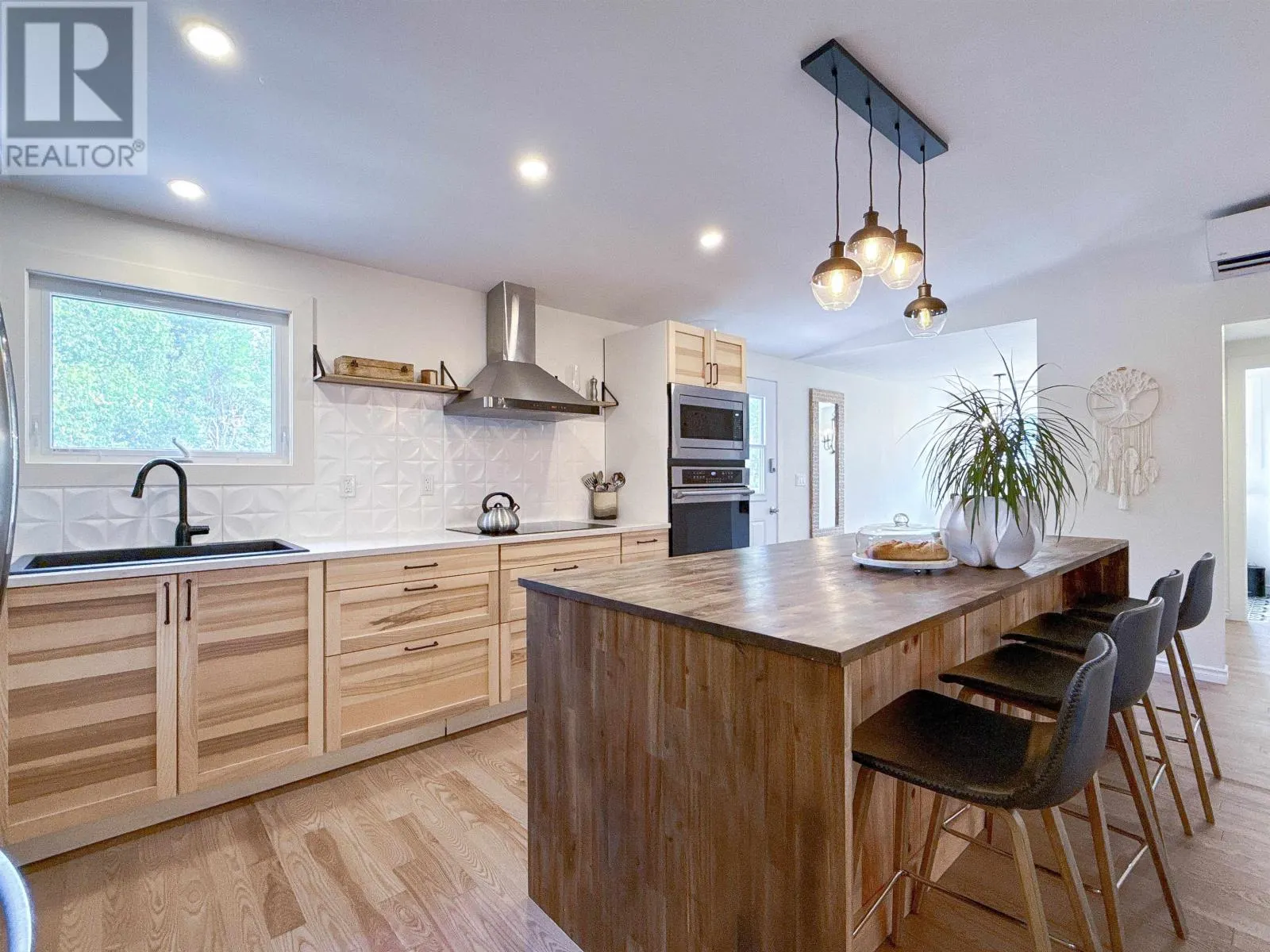 11 Delory Court