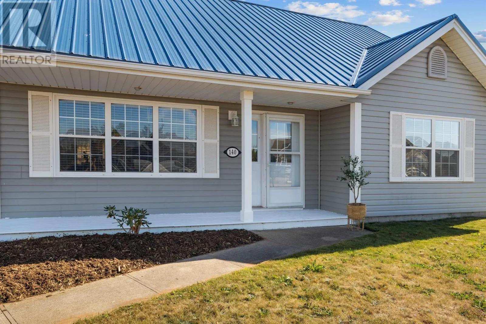 140 Barbour Circle