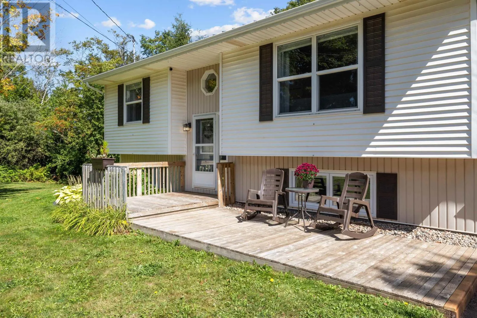 53 Pine Drive