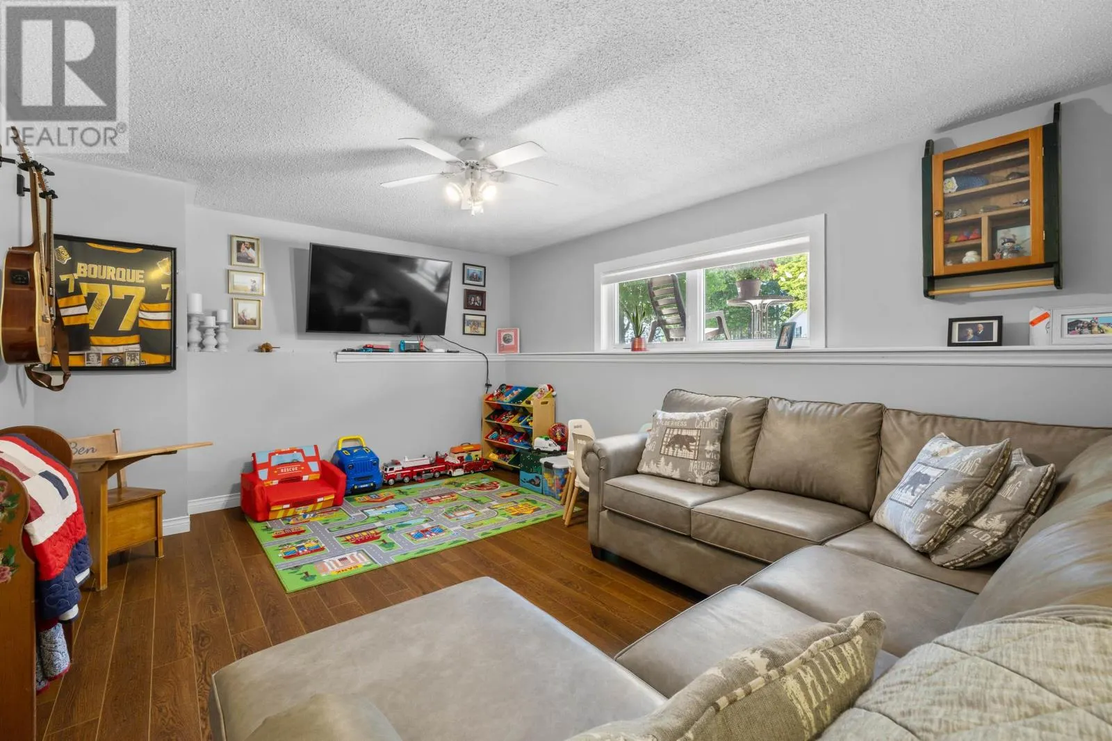 53 Pine Drive