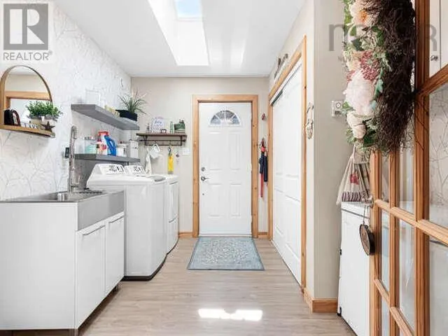 1037 High Landing Road