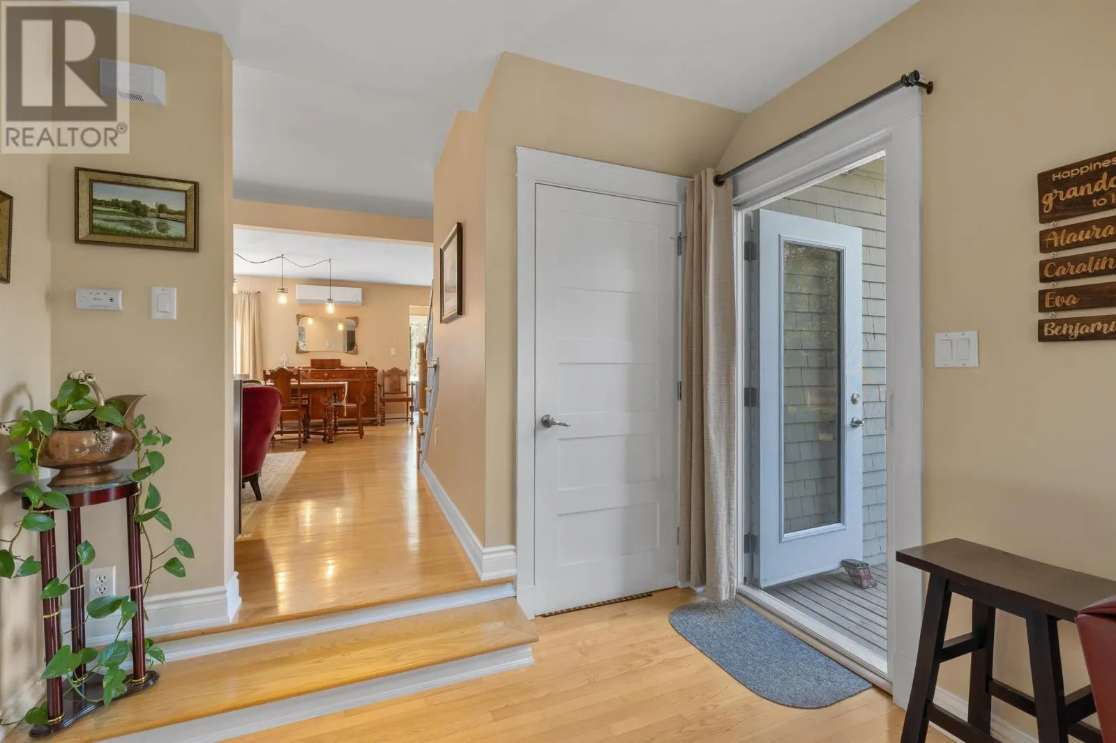 109 Carriage Lane