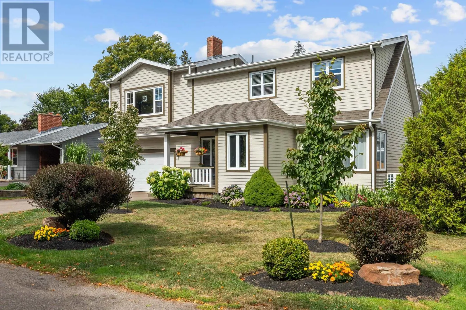 109 Carriage Lane
