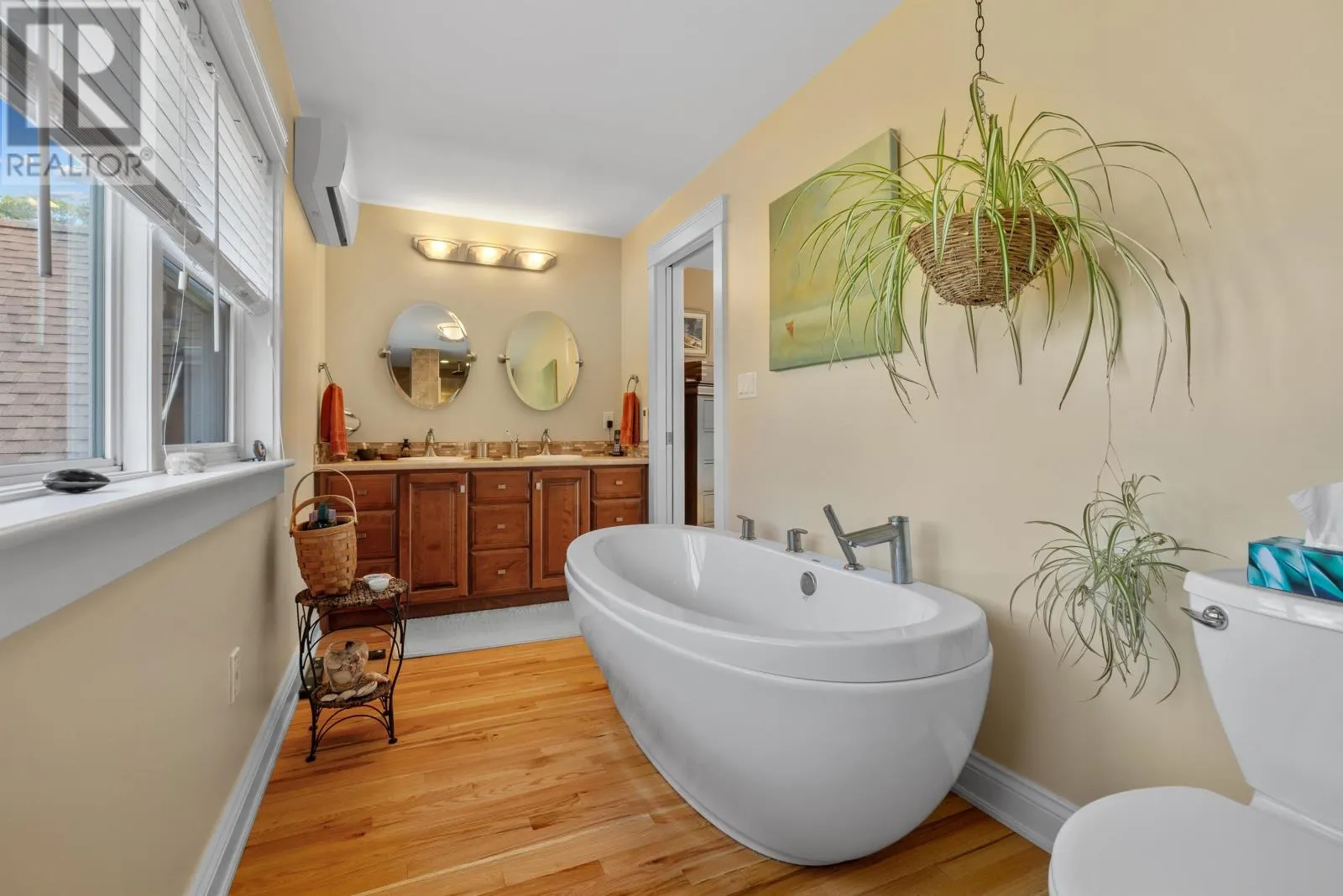 109 Carriage Lane