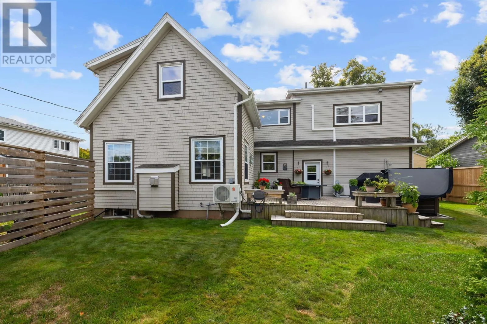 109 Carriage Lane