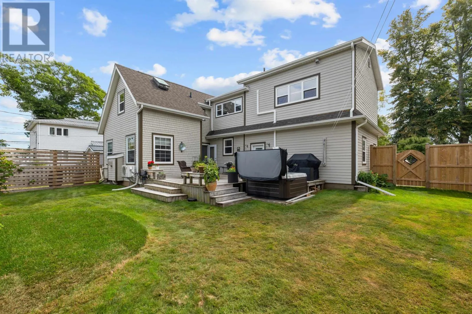 109 Carriage Lane