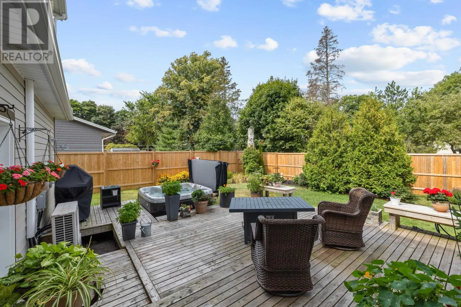 109 Carriage Lane