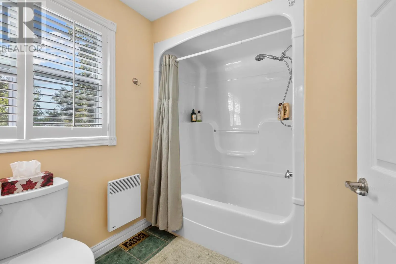 109 Carriage Lane