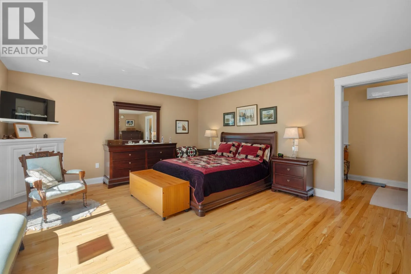 109 Carriage Lane