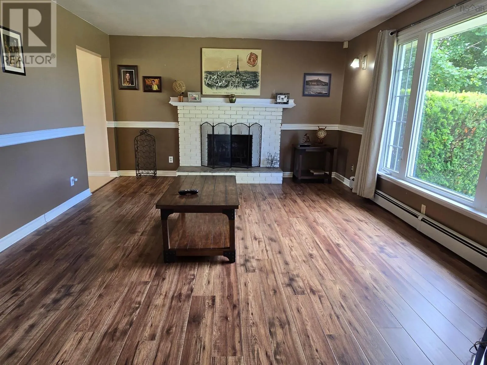 87 Green Meadows Drive