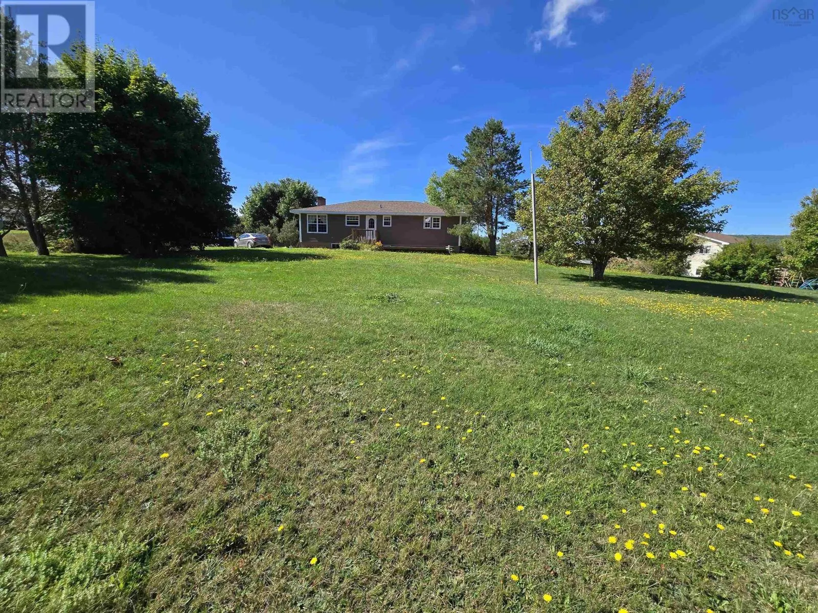 87 Green Meadows Drive