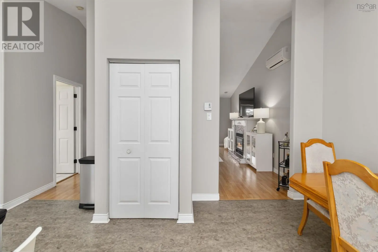 142 Serop Crescent