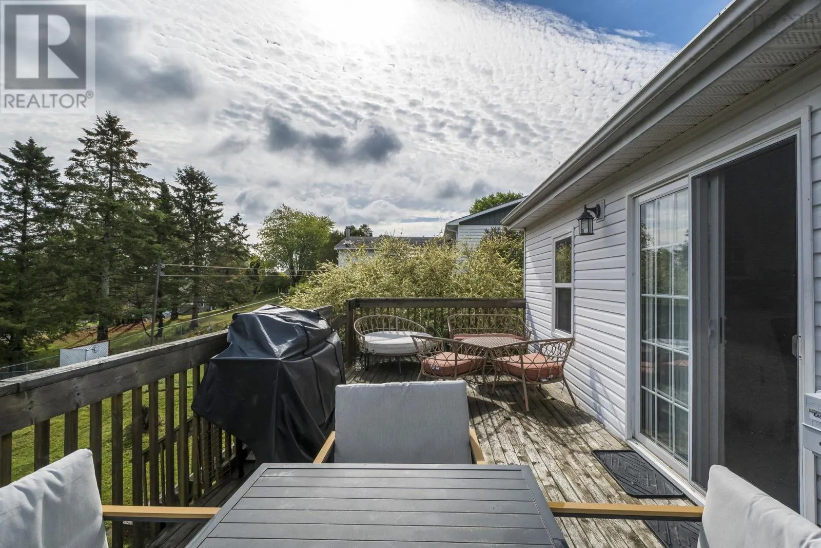 5 Pleasant Street